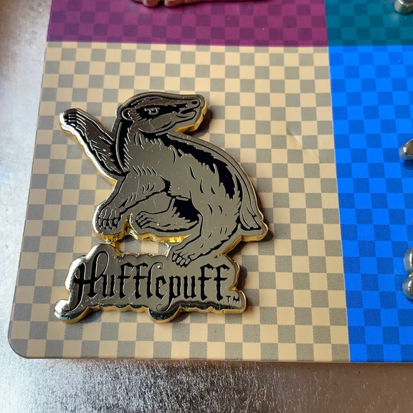 Loungefly Harry Potter House Mascots 4 piece Enamel Pin Set - Picture 12 of 15